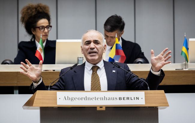 Гаррі Каспаров для РБК-Україна оцінив переговори по Україні, плани Путіна та ризик компромісу 1