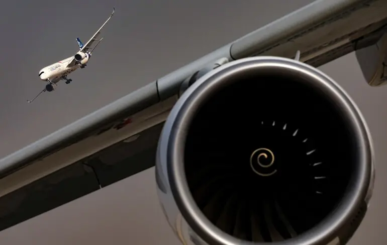 Китай не конкурент Airbus і Boeing - проблема у двигуні - новини світу 1