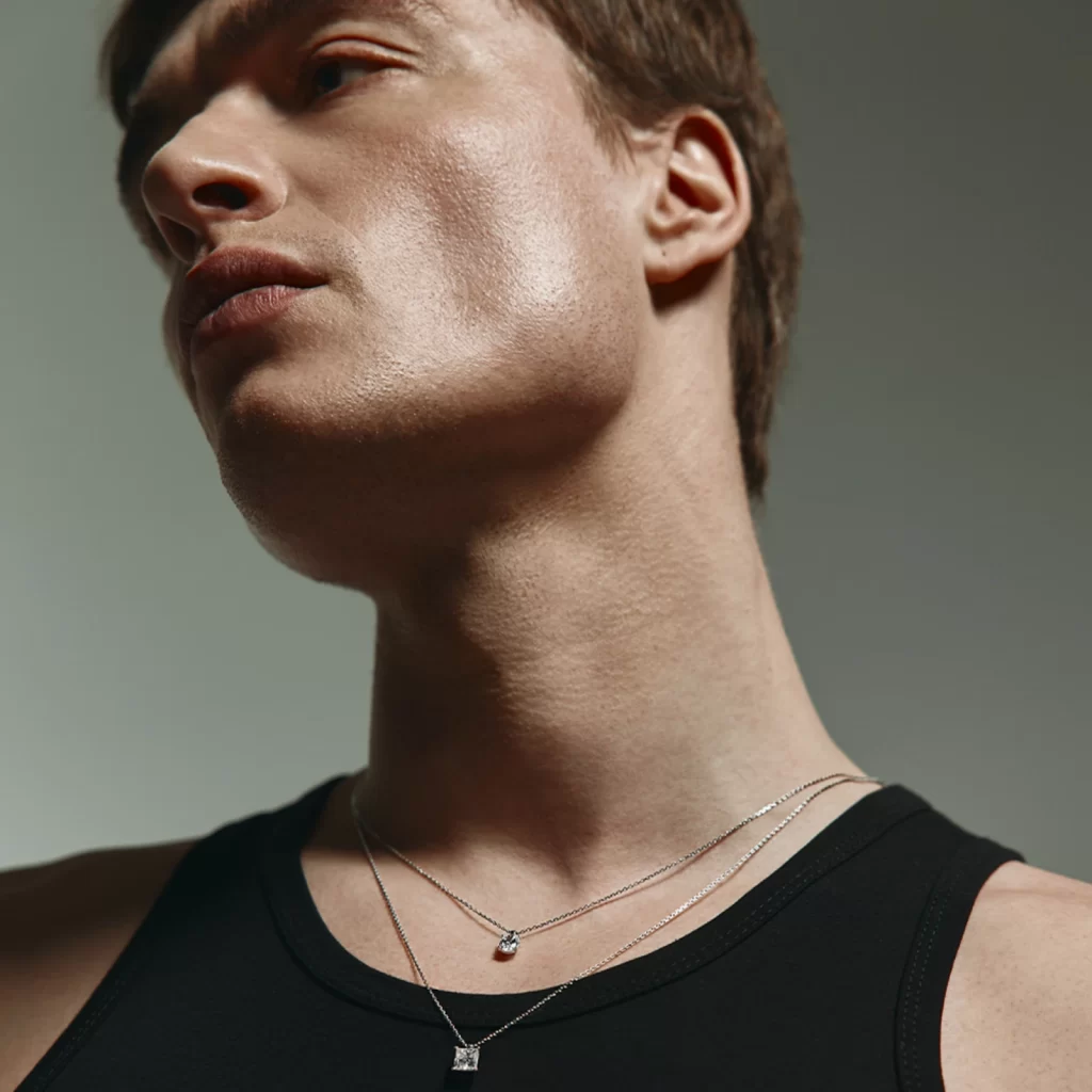 Кольє з лабораторними діамантами: як один камінь робить образ особливим 1