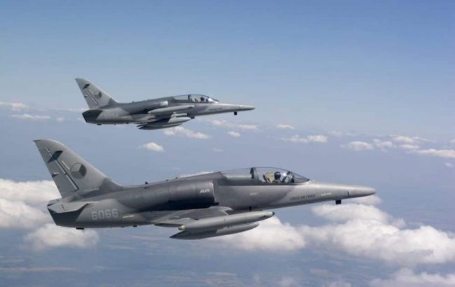 Літаки L-159 терміново загнали на непотрібний ремонт - Чехія не хоче віддавати їх Україні 1