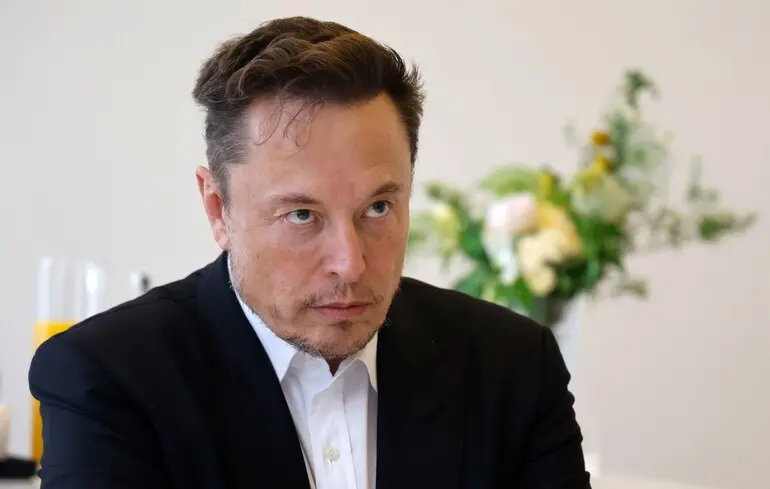 Маск спеціально перетворив Grok на генератор порно - xAI послабила захисти заради популярності - новини технологій 1