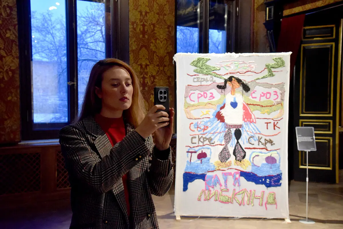 Мистецтво як передчуття раю: персональна виставка Анни Сапон у Музеї Ханенків 7