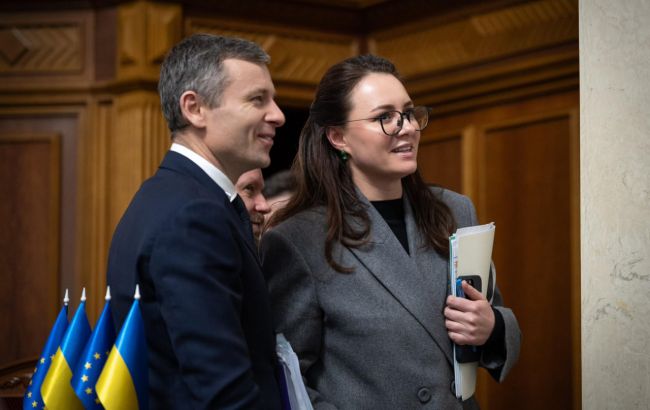 ПДВ для ФОП, посилки та цифрові платформи – які умови МВФ треба виконати Україні 1