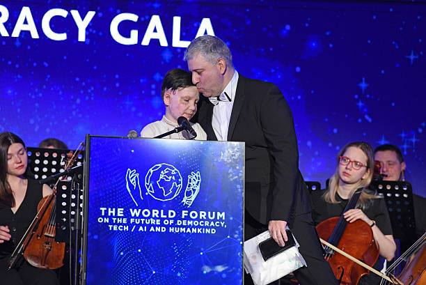 Роман Олексів отримав нагороду Cinema for Peace Honorary Dove 2026 - 11-річного українця відзначили на Берлінале - новини культури 2