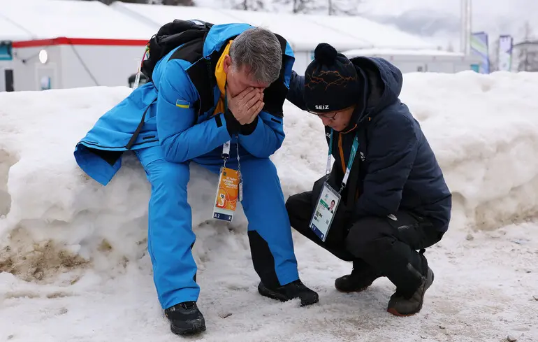Світові медіа повідомляють про дискваліфікацію українського спортсмена Гераскевича з Олімпійських ігор, називаючи це "олімпійським лицемірством". 1