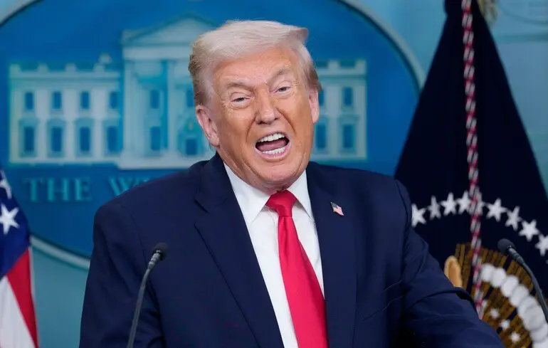 Трамп блокує міст між Онтаріо та Мічиганом - вимагає компенсації від Канади 1