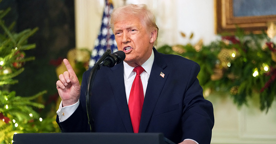 Трамп змушений зробити крок назад, нові митні збори будуть діяти лише 150 днів, - зазначив Айзенберг. 1