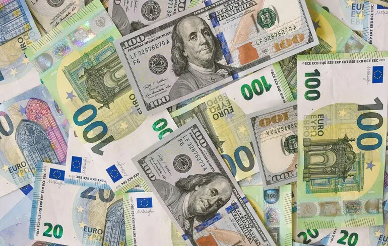 Тренд відтоку валюти з України посилюється 1