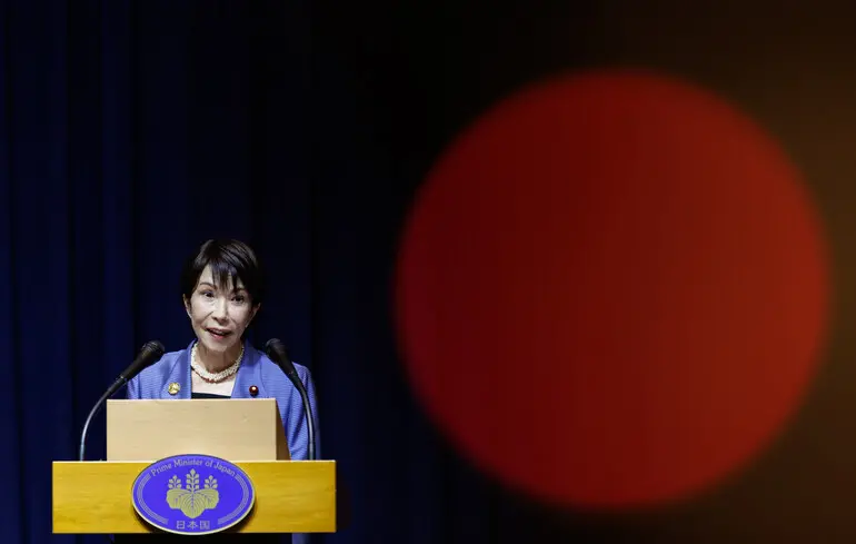 У Японії на виборах 2026 року коаліція на чолі з Такаїчі здобула дві третини мандатів у парламенті. 1