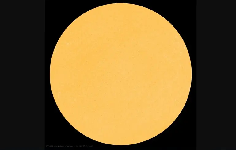 У лютому 2026 року на Сонці спостерігалося зникнення плям. Причини цього явища та думки науковців з цього приводу. 1