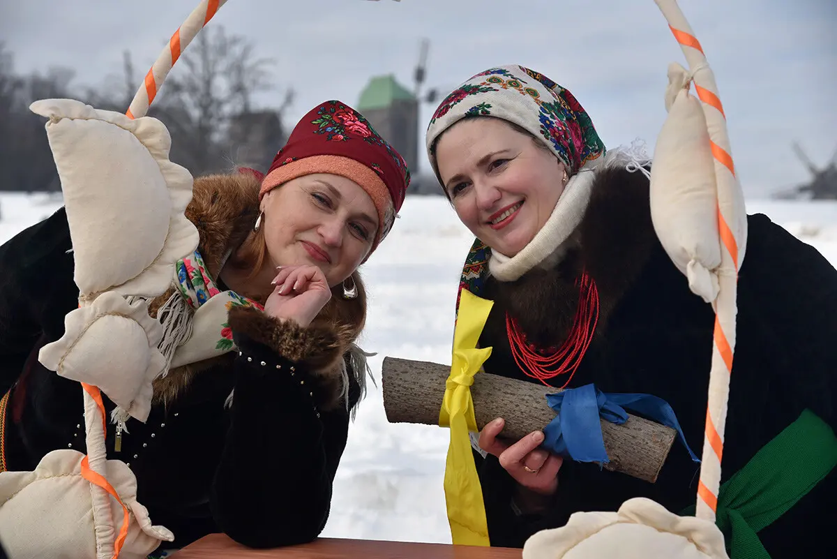 У столичному музеї просто неба пройшли календарно-обрядові гуляння - фото 2