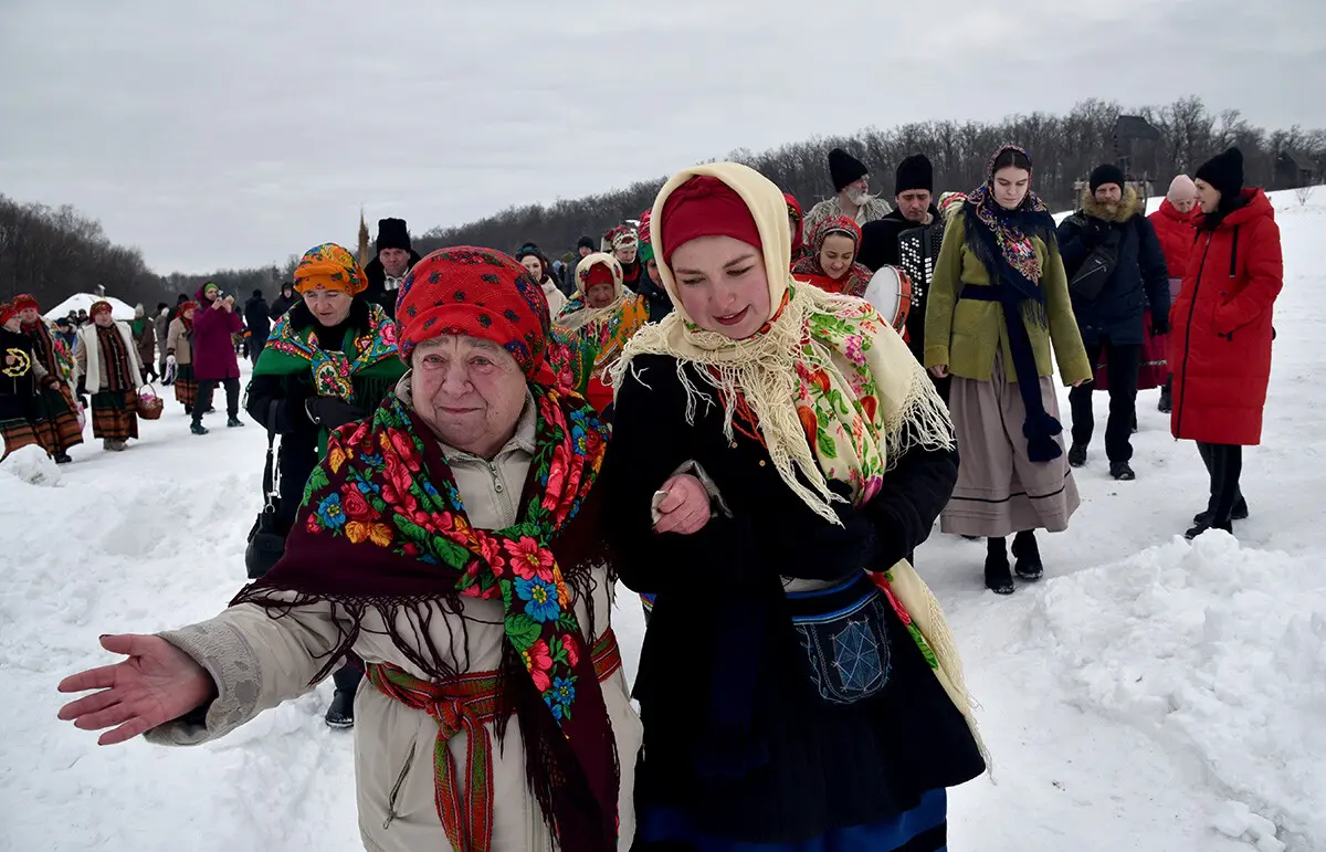 У столичному музеї просто неба пройшли календарно-обрядові гуляння - фото 12