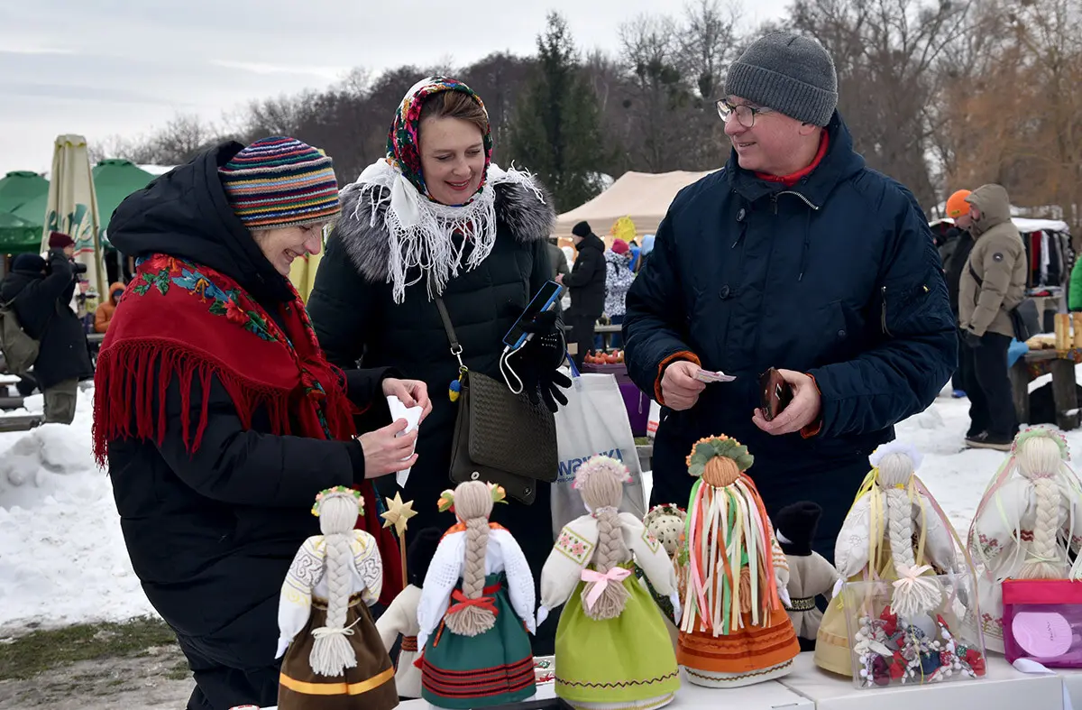 У столичному музеї просто неба пройшли календарно-обрядові гуляння - фото 8