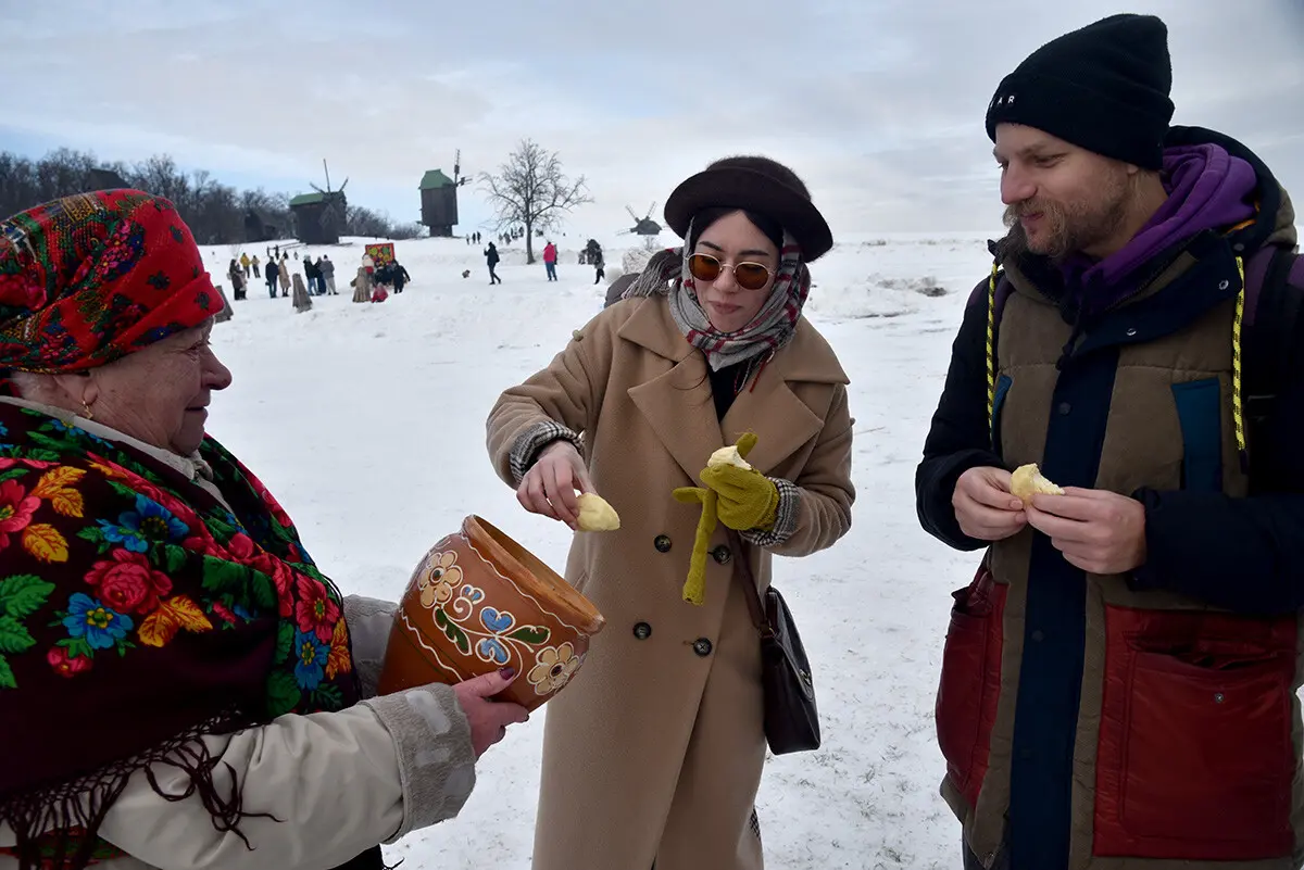 У столичному музеї просто неба пройшли календарно-обрядові гуляння - фото 5