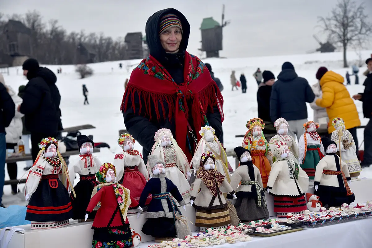 У столичному музеї просто неба пройшли календарно-обрядові гуляння - фото 10