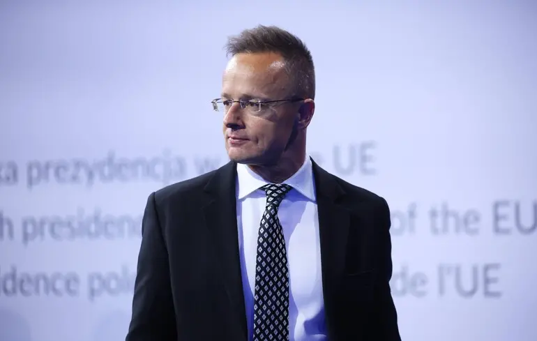 Угорщина вирішила не припиняти постачання електроенергії в Україну 1