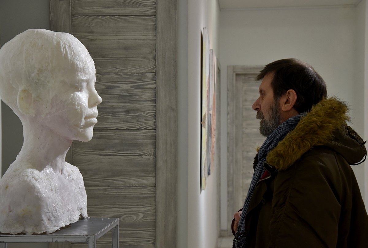 Виставка "Вразливе місце" - у Києві презентували гіперреалістичні скульптури Поліни Вербицької - фото 29