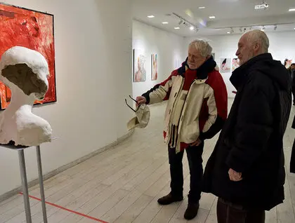 Виставка "Вразливе місце" - у Києві презентували гіперреалістичні скульптури Поліни Вербицької - фото 19