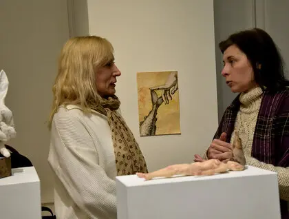 Виставка "Вразливе місце" - у Києві презентували гіперреалістичні скульптури Поліни Вербицької - фото 21