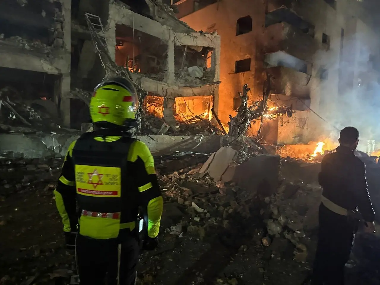 Внаслідок удару по житловому кварталу Тель-Авіва є одна загибла, десятки постраждалих 1