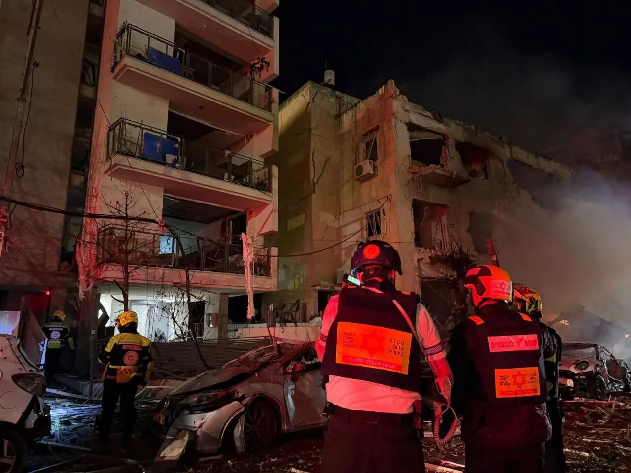 Внаслідок удару по житловому кварталу Тель-Авіва є одна загибла, десятки постраждалих 3