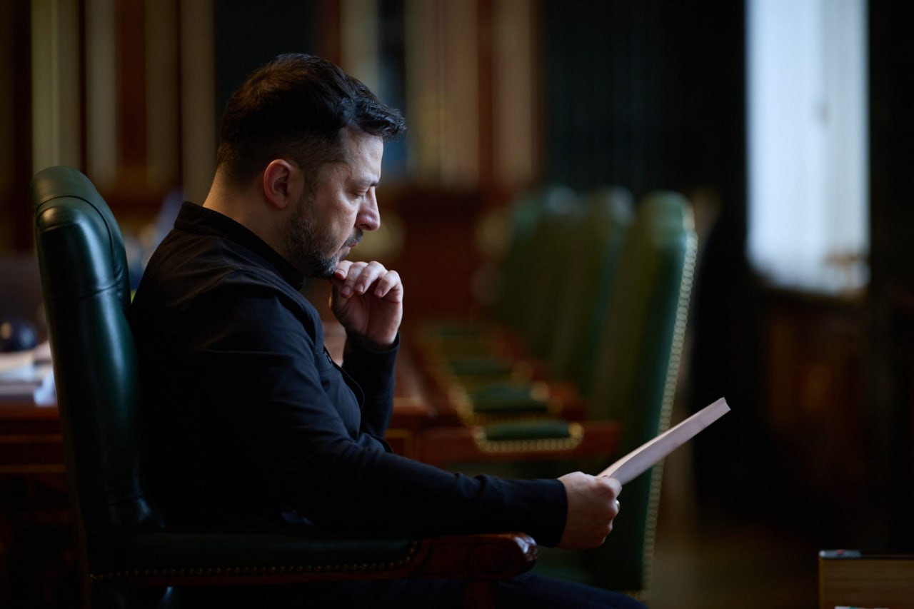 Зеленський дав вказівку підготувати план для нового опалювального сезону. 1