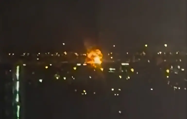 Атака на аеропорт Дубай - дрон поцілив у паливний резервуар - польоти зупинили 1