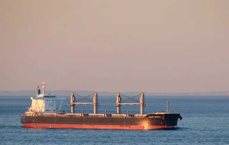 Атака на танкер Al-Salmi - що відомо про удар біля Дубая 1