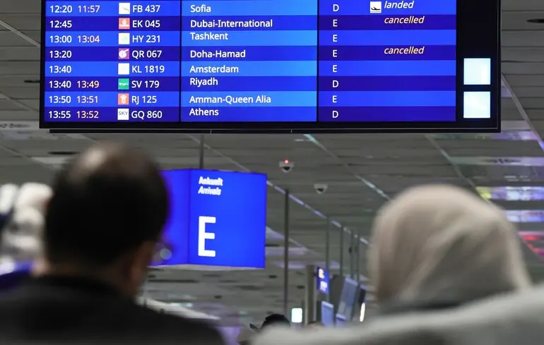 Авіаквитки з Азії дорожчають через війну на Близькому Сході - що відомо 1