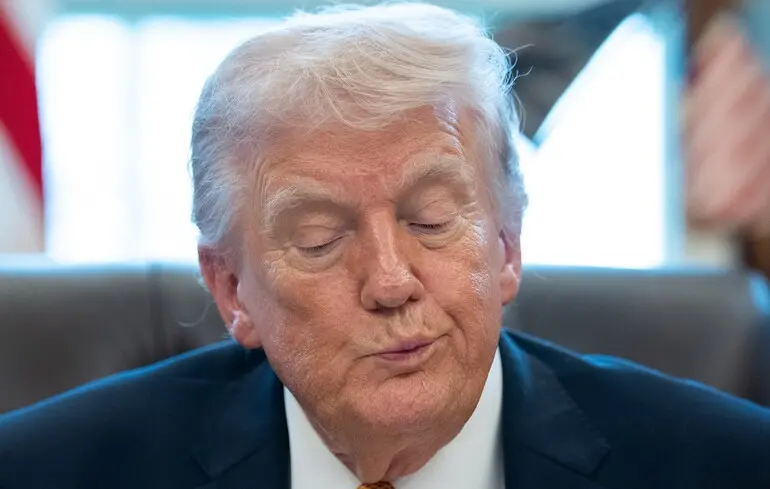 Більшість громадян США виступають проти війни з Іраном, згідно з даними опитування, проведеного CBS News. 1