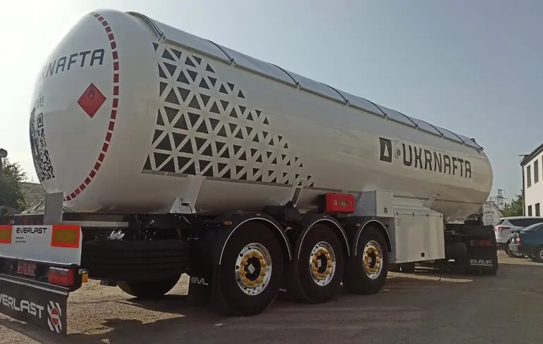 Ціни на пальне в Україні - імпорт збільшать, а ціни знизять - новини України 1