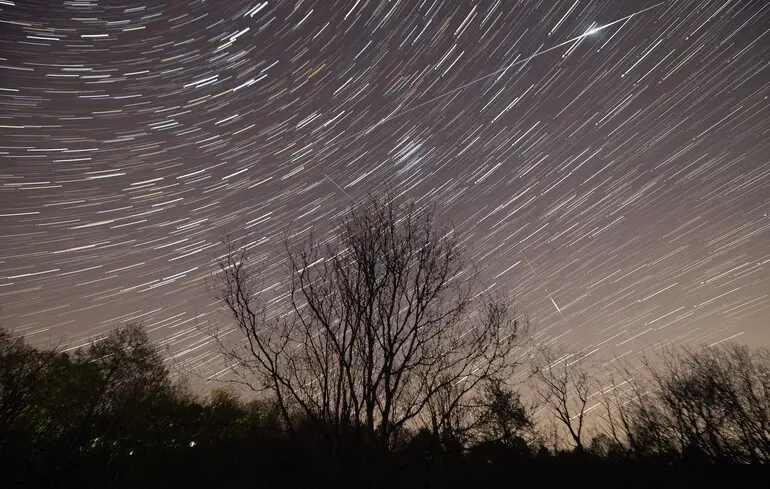 Експерти попереджають про можливість виникнення супутникового апокаліпсису в найближчі роки через розвиток автономних систем штучного інтелекту. 1