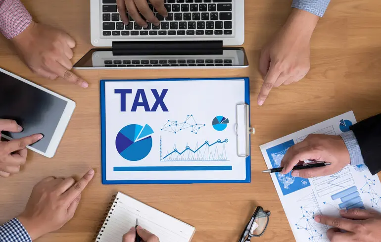 Кабмін підготував законопроєкти про військовий збір і міжнародні посилки 1