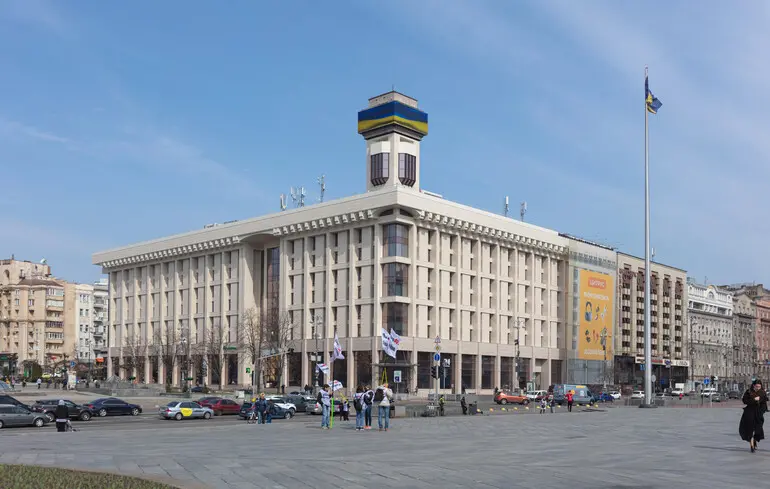 КАМпарітет заборгував 7,5 мільйона за управління активами - АРМА не реагує - новини України 1