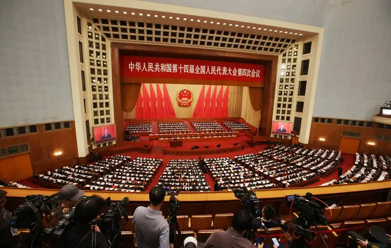 Китайська влада визначатиме ціни на пальне - бізнес вже рахує збитки 1