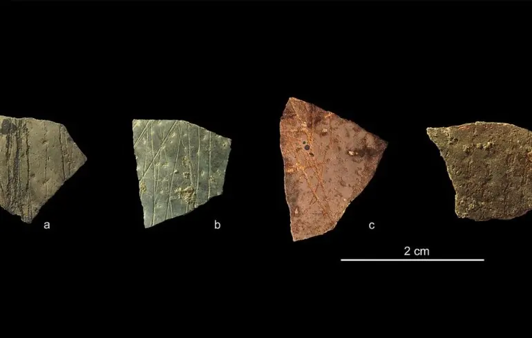 Коли люди здобули навички малювання геометричних форм, дослідники виявили незвичайні оболонки яєць. 1