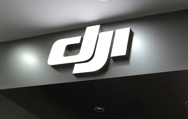 Компанія DJI компенсує за виявлену уразливість - вона виплатить 30 000 доларів досліднику, який знайшов недолік у роботах Romo. 1