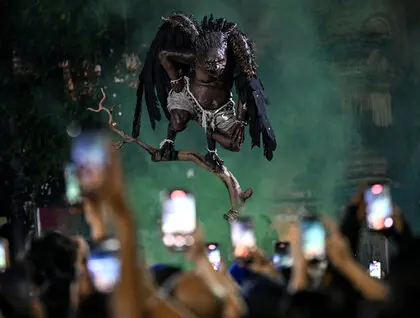 Ньєпі на Балі - на острові спалюють гігантських демонів перед Днем тиші - фото 1