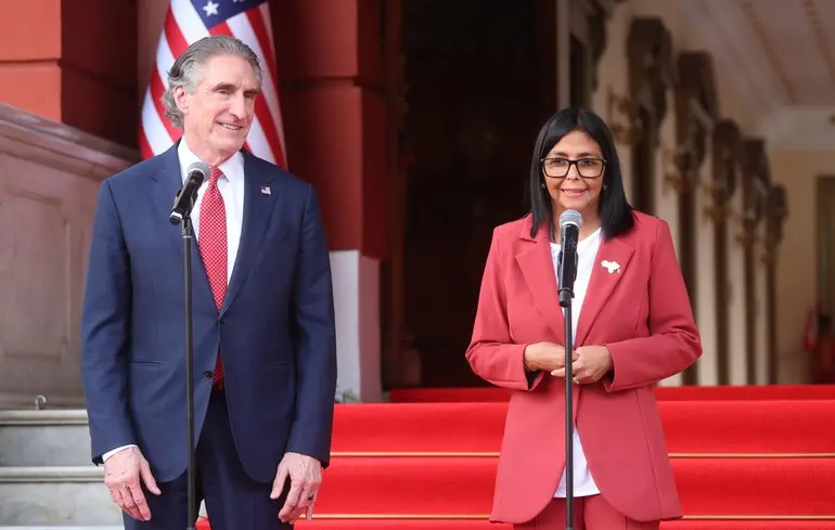 Падіння режиму Мадуро - США і Венесуела відновлюють дипломатичні відносини 1