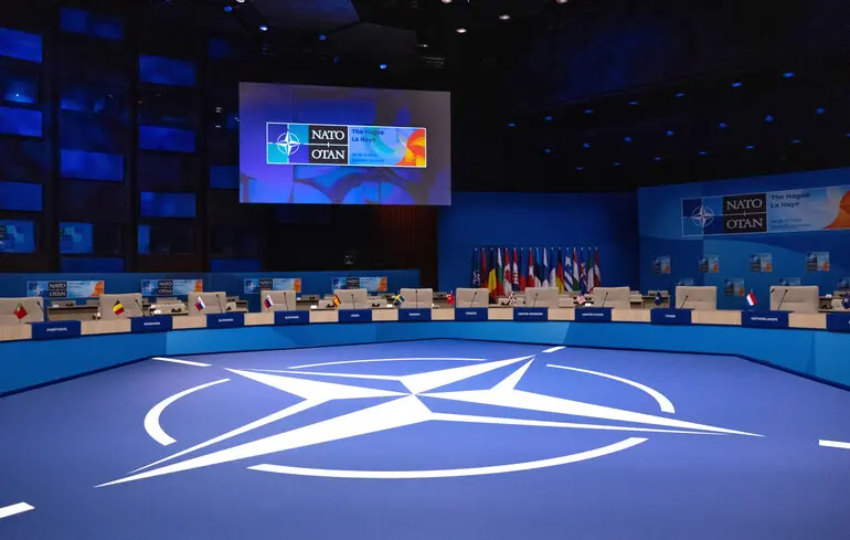 Перерозподіл ролей у НАТО - як Європа перебирає на себе конвенційну оборону 1