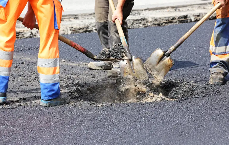 Ремонт доріг у Києві - наразі обмежено рух Столичним шосе 1