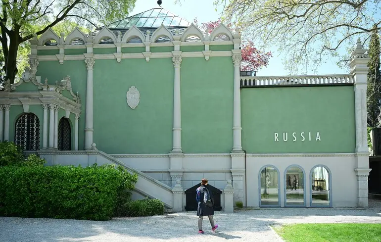 Російський павільйон на Венеційській бієнале можуть закрити лише через пропаганду - заява мера Венеції - новини культури 1