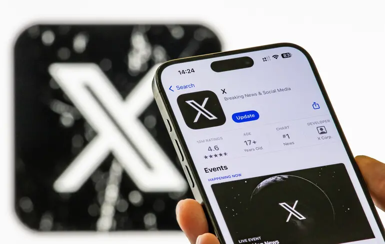 Соціальна мережа X, заснована Ілоном Маском, проводить тестування реклами, яка з'являється під публікаціями та містить прямі посилання на товари. 1