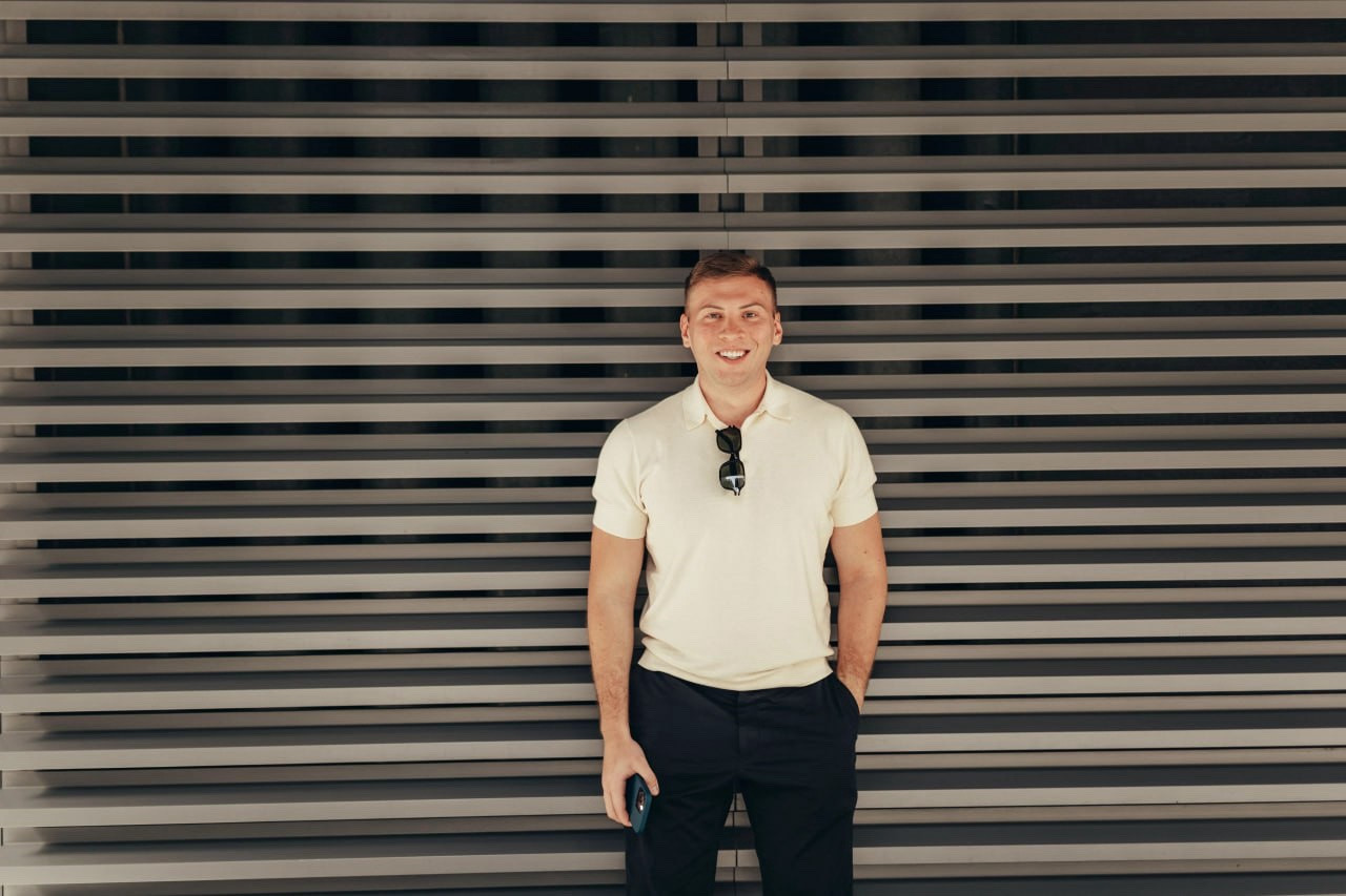 Спорт виступає як засіб для засновника. 1