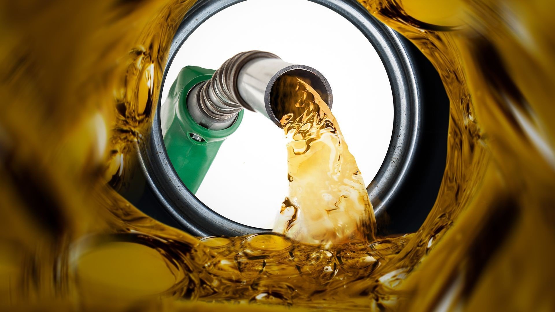 Уряд надав вказівку посилити моніторинг цін на паливні ресурси. 1