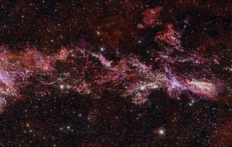 Вчені представили надзвичайно детальне зображення центру Чумацького Шляху. 1