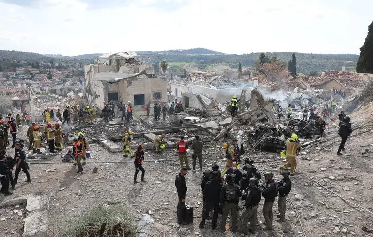 Відповідь Ірану Ізраїлю - ракета влучила у житловий квартал 1