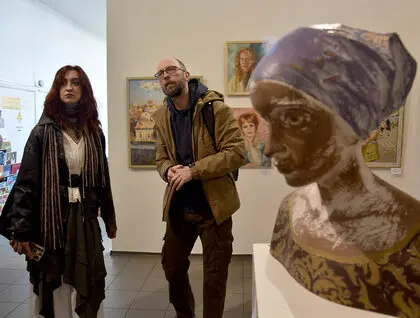 Виставка «Жіночий портрет» - у Києві представили понад 300 робіт художників з усієї України - фото 31