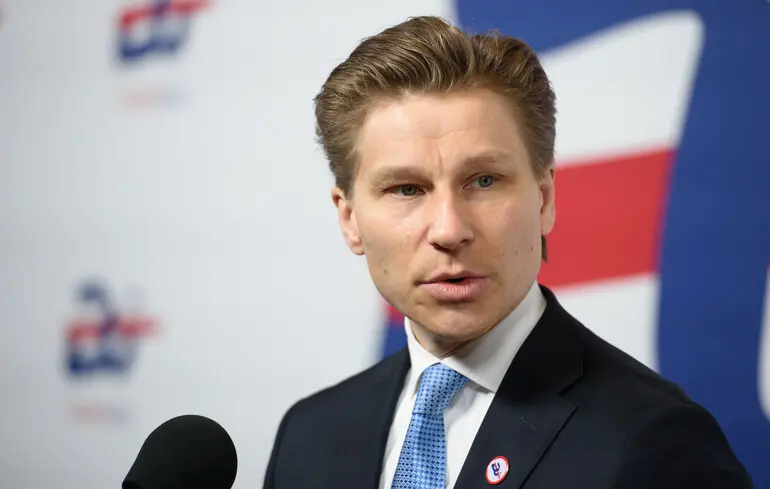 Зброя для України - міністр Фінляндії наголосив, що США мають передати Києву все замовлене озброєння 1