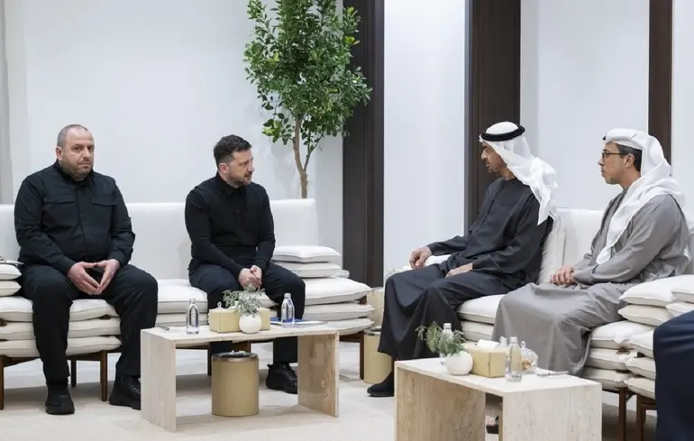 Зеленський прокоментував угоди на Близькому Сході, що стосуються морських дронів, озброєння та нафти. 1